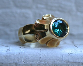 Heavy Vintage 18K Yellow Gold Green Tourmaline Ring by Elizabeth Rand - 3.25ct.