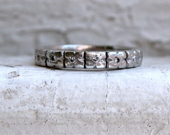 Lovely Vintage Diamond and Floral Bloom Eternity Platinum Wedding Band - 0.30ct.