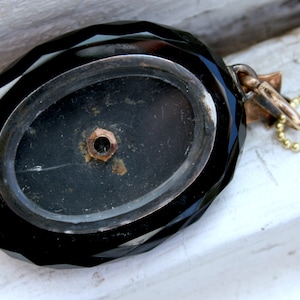 Antique Victorian 14K Yellow Gold Pendant Locket with Onyx, Pearls, and Enamel. image 4