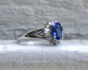 Beautiful Vintage Platinum Sapphire Diamond Halo Ring Engagement Ring - 1.11ct.