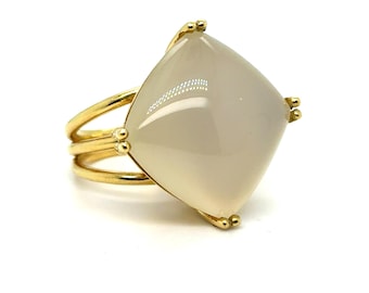 18K Yellow Gold Lemon Chalcedony Ring – Cushion Cut Solitaire, Size 6.75