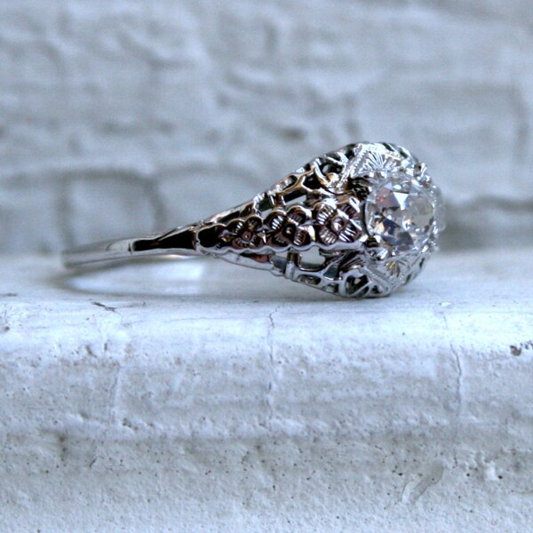 Vintage Filigree 18K White Gold Solitaire Diamond Engagement Ring - 0.60ct