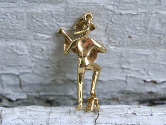 Vintage Guitar Player 14K Yellow Gold Charm/ Pend… - image 4