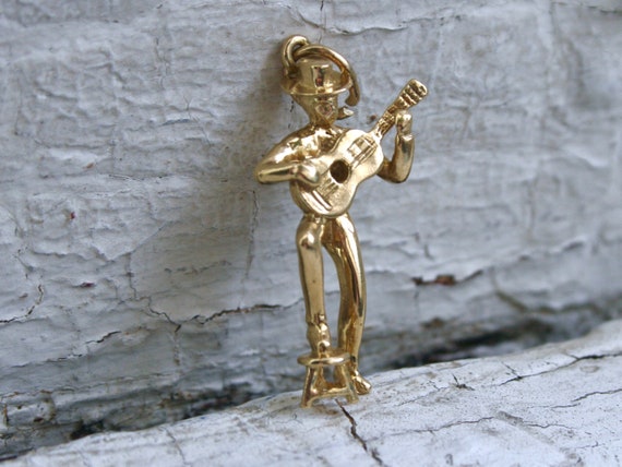 Vintage Guitar Player 14K Yellow Gold Charm/ Pend… - image 2