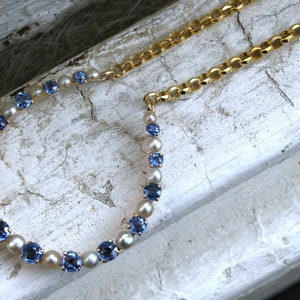 Vintage 14K Yellow Gold Pearl and Sapphire Horseshoe Necklace. image 2