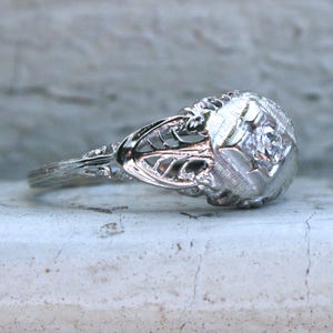 Vintage Filigree 18K White Gold Diamond Engagement Ring.