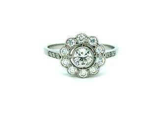 RESERVADO - Anillo de compromiso antiguo de platino con diamantes en racimo - 1,12 ct.