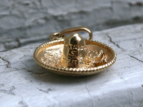 Vintage Mexico Sombrero 14K Yellow Gold Charm/ Pe… - image 3