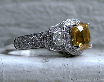 Stunning Estate 14K White Gold Diamond and Yellow Zircon Halo Ring - 4.52ct.