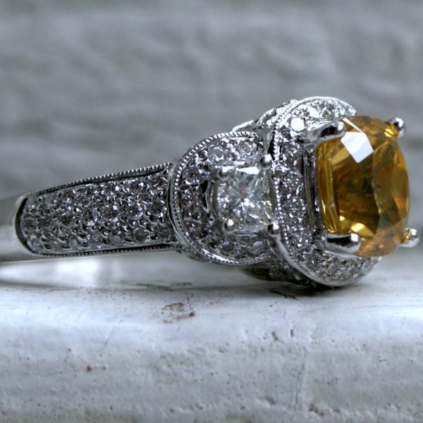 Estate 14K White Gold Yellow Zircon Diamond Halo Ring