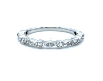 Scalloped Vintage 14K White Gold Diamond Wedding Band - 0.52ct.