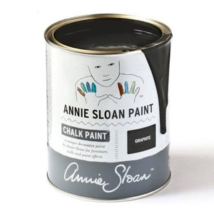 Chalk Paint® by Annie Sloan in Graphite
