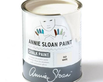 Chalk Paint® by Annie Sloan in Old White