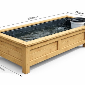 Op de afbeelding: Een set van drie keramische mokken met een gespikkelde, matte afwerking. De mokken zijn in crème, lichtgrijs en donkergrijs. Elke mok heeft een eenvoudig, minimalistisch ontwerp.