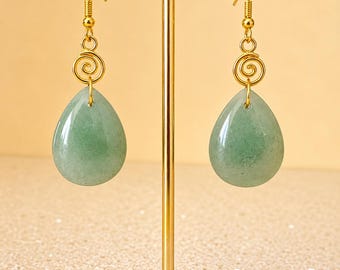 Green Adventurine With Gold Tone Spiral and 18k Gold Plated Hooks