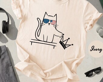Comfort Colors® No Kings In USA Shirt, Anti Trump Cat T-Shirt, Black Cat Kicking Crown Tee, Political Statement T-shirt, Rejecting Kings