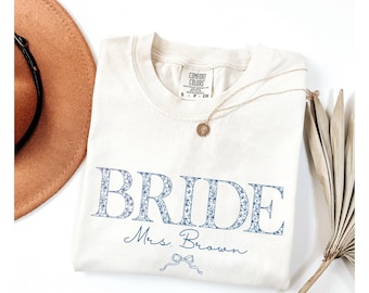 Custom Bride Bridesmaid Shirt,Personalized Bridesmaid Shirt, Chinoiserie Bride Tee,Wedding Day Getting Ready, Group Matching Tee, Team Bride