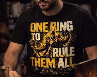 Ein Ring, um sie alle T-Shirt | Herr der Ringe Sauron Tee | Herr der Ringe Geschenk | Tolkien Fan T-shirt