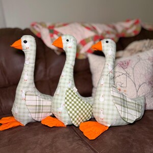 Decoración de ganso de tela hecha a mano de 40 cm / Cojín de felpa personalizado para sofá / Regalo hecho a pedido