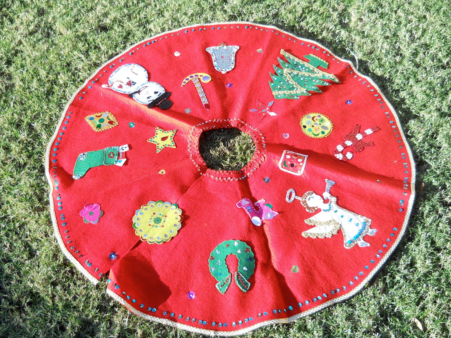 Vintage Felt and Sequin Christmas Tree Skirt Etsy