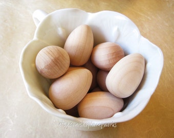 12  Wood Eggs for Crafting, Painting, Dyeing, Stamping or Assemblage  1 1/4  x 7/8 Inches