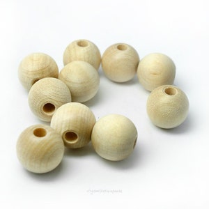 25 Unfinished Large Wood Beads 34 20mm 532 Hole #1070 Made in USA