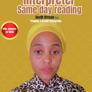 Puede incluir: Una mujer con un pañuelo amarillo y una blusa con estampado marrón y blanco. El texto en la imagen dice "Dream Interpreter Same day reading" y "South African Prophet & Dream Interpreter". También es visible un círculo rojo con "125k+ followers on Tiktok".