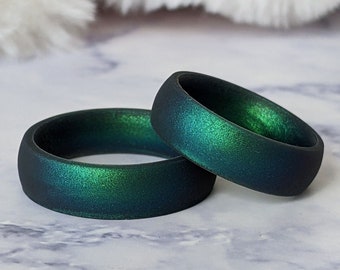 Knot Theory Enchanted Forest Green Silicone Ring, Breathable Flexible Wedding Band, Birthstone Dark Emerald Promise Ring Nature Lover Gift