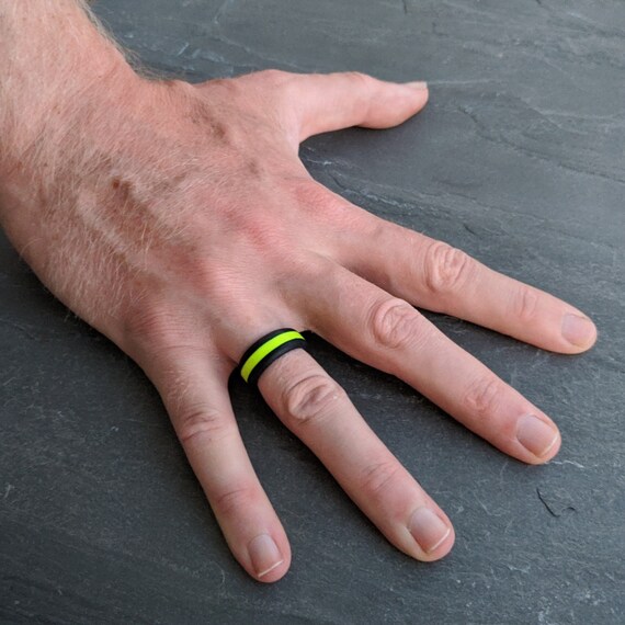 Neon Yellow Black Silicone Ring for Men Bevel Neon Stripe Rubber Wedding Band for Him Gym Workout Thoughtful Husband Boyfriend Gift Etsy Italia
