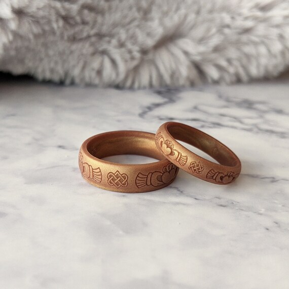 Engraved Claddagh Silicone Ring for Women Men, Celtic Gold