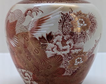 アンティーク九谷皿: 明治時代の日本磁器皿、赤絵手描きデザイン、22