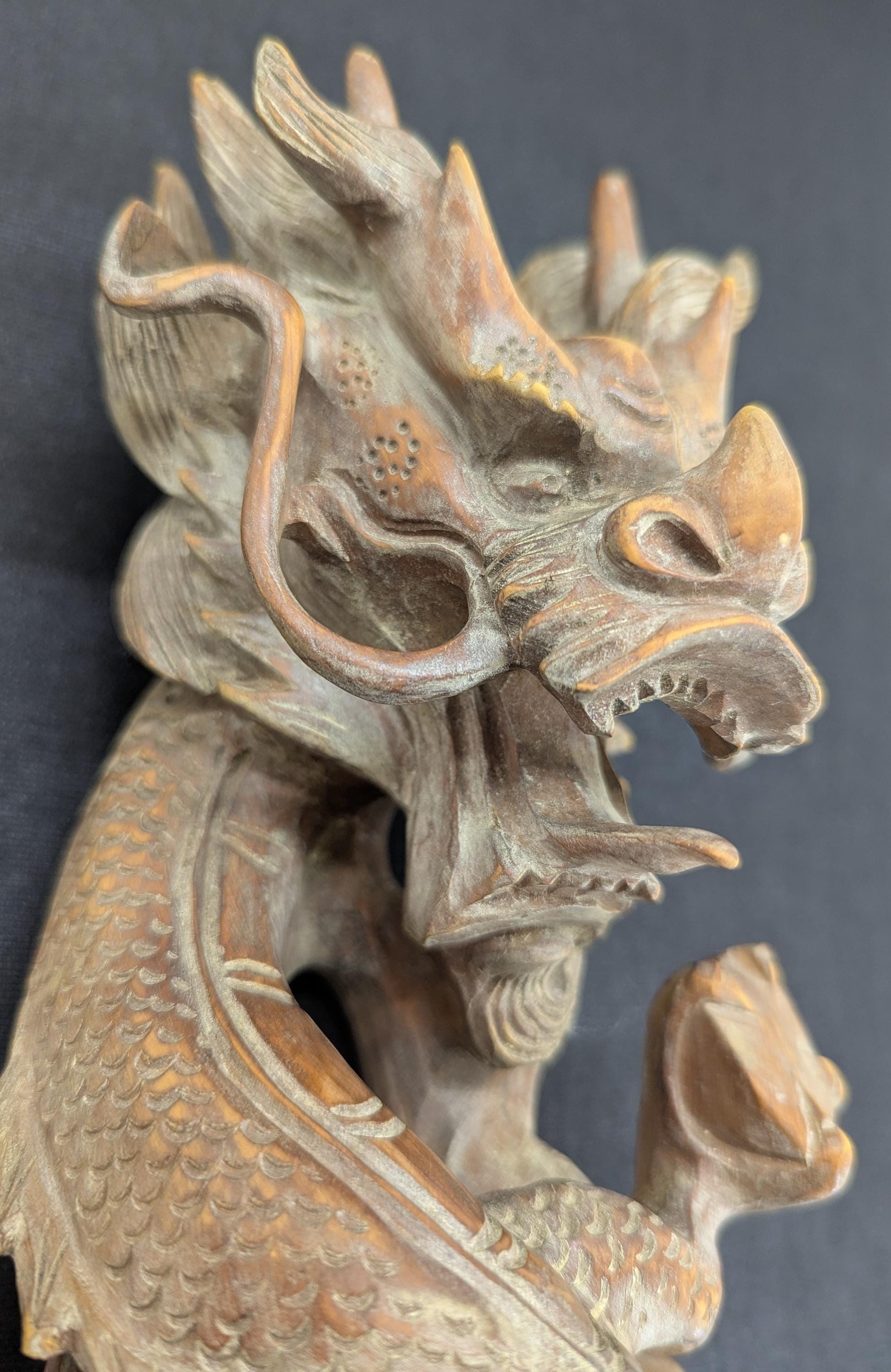 Hand carved wooden chinese sculpture - Etsy 日本