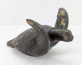 Vintage Japanese Bronze Turtle Sculpture – Tarutani Seitarō, Signed Art Bronze (1961)