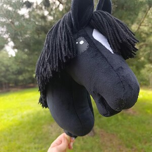 Cheval à bascule A4, noir, noir
