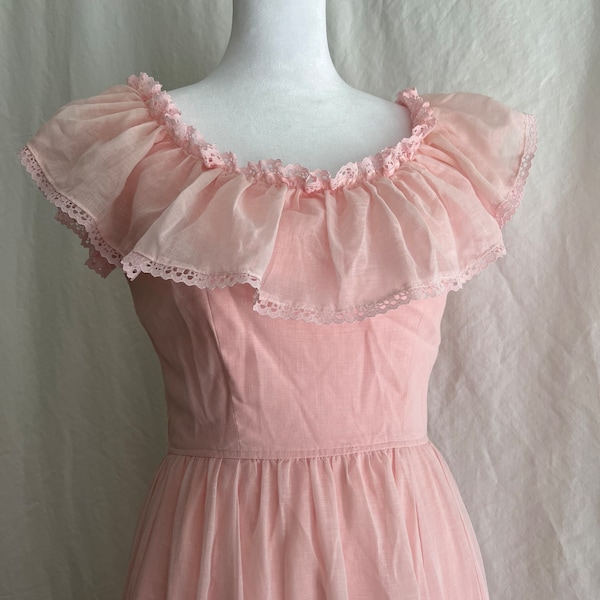 Early 80s Ruffled Neckline Prarie Dress