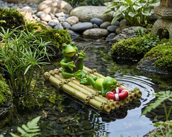 Relaxing Bamboo Raft Frog Figurine,Floating Water‑Proof Resin Ornament,Pond Garden Decor,Whimsical Backyard Outdoor Gift For Gardeners