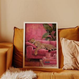 Gepardväggkonst, Lyxigt Rosa Tryck, Sömnig Leopard Glamour Djurtryck Maximalistisk Dekor bild 15