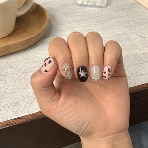Leopard Print Plaid Star Press On Nails | Mixed Pattern Autumn Nail Set | Pink Brown Cream Handmade Press Ons