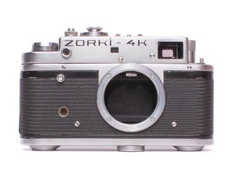 Zorki-4k ソビエト製レンジファインダーフィルムカメラ（レンズ付き