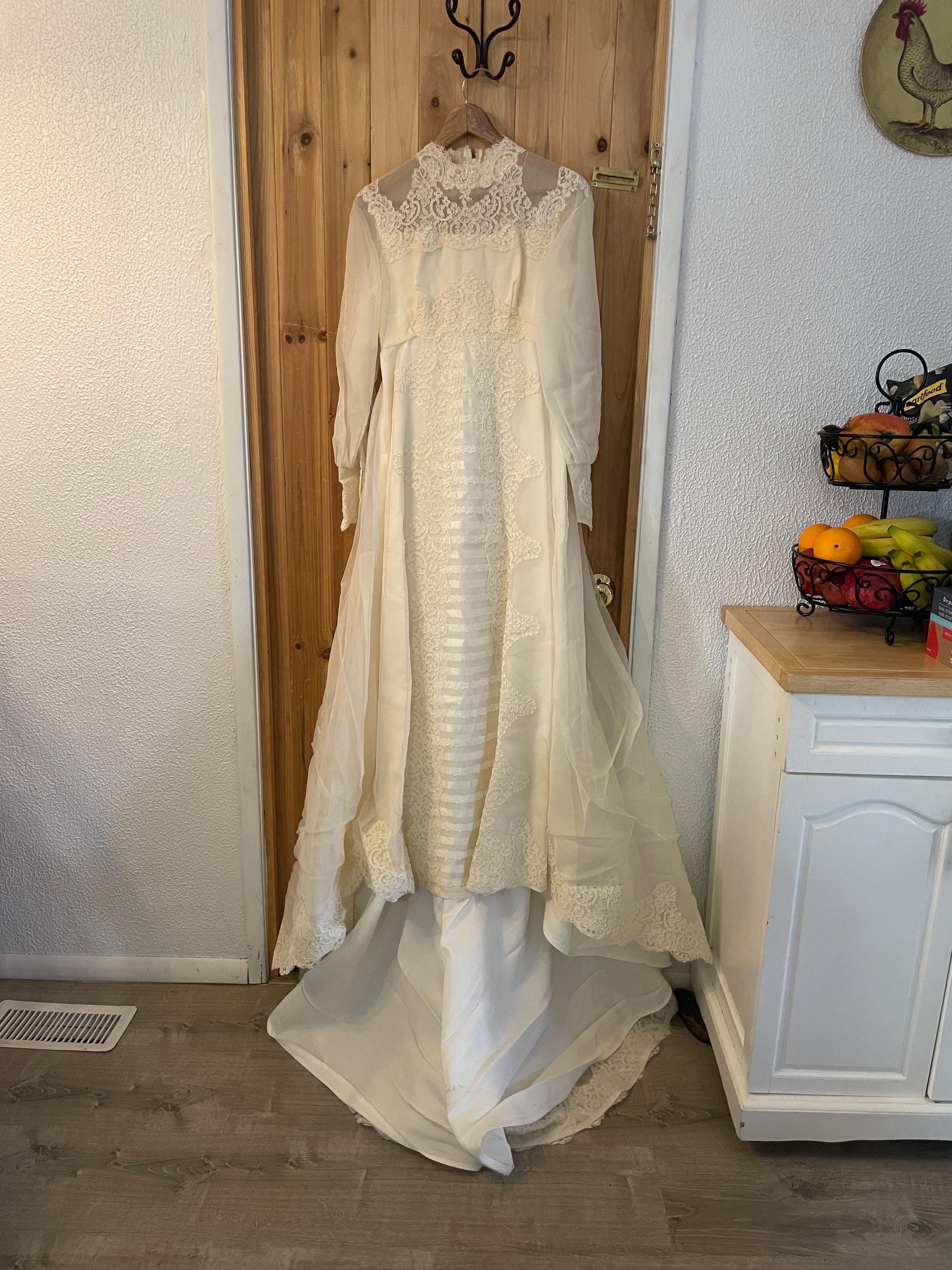 Alfred Angelo veil Alfred Angelo, 1846 Wedding Dress Save 90% - Stillwhite main image 4