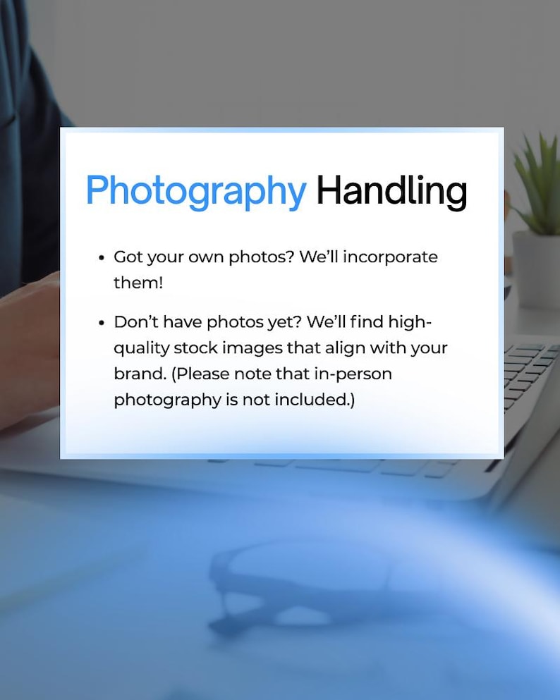 Puede incluir: Un rect&aacute;ngulo blanco con las palabras "Photography Handling" en texto azul y negro. El texto de abajo dice: "&iquest;Tienes tus propias fotos? &iexcl;Las incorporaremos!" y "&iquest;A&uacute;n no tienes fotos? Encontraremos im&aacute;genes de archivo de alta calidad."