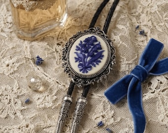 Corbata bolo de latón con diseño de lirio del valle para el novio, broche convertible, corbata de boda azul.