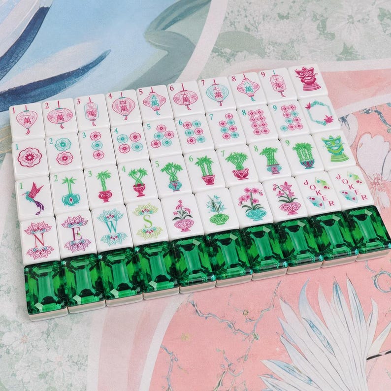 Luxury American Mahjong Set, Emerald Green Acrylic Tiles, Modern 4-Layer, Fade Resistant Game with Jokers, Premium Tabletop Gift image 3
