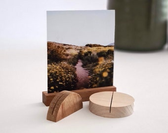 PETIT ENSEMBLE de 3 supports photo en bois, porte-photos en bois, support de support de carte en bois, présentoir d’impression en bois, accessoire de bureau, affichage photo