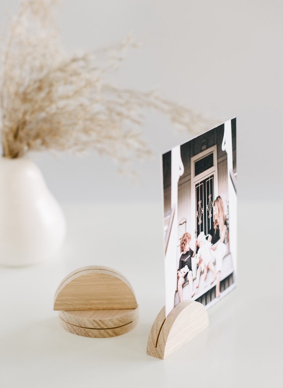 DIY Wooden Picture Holders • Passionshake