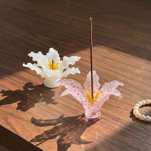 Glazen wierookhouder voor lelies: aromatherapiedecor met roze bloem, romantisch vrouwelijk bureauaccent