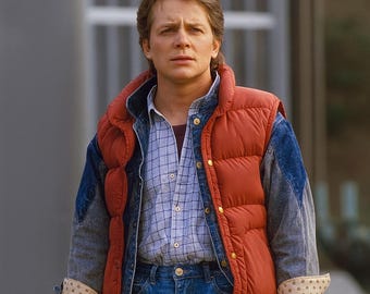 Red Puffer Vest Retro Style Quilted Sleeveless Jacket Vintage 80s Inspired Winter Vest Unisex Warm Outdoor Streetwear Gift for him