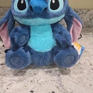 Stitch Plush Toy 20cm – Cute Soft Disney Character Doll, Kawaii Blue Alien Gift bild 1