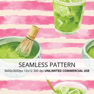 Op de afbeelding: Een naadloos patroon met illustraties van matchathee in kommen met bamboe garden en ijsthee in glazen, tegen een achtergrond van horizontale roze en crèmekleurige penseelstreken. De tekst luidt SEAMLESS PATTERN 3600x3600px 12x12 300 dpi UNLIMITED COMMERCIAL USE.