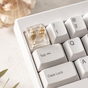 Ocean Shell & Starfish Keycap, MX Cross Stem Mechanical Keyboard Keycap,Cute Pastel Sea Theme Artisan Keycap for Gaming PC,Kawaii Desk Decor